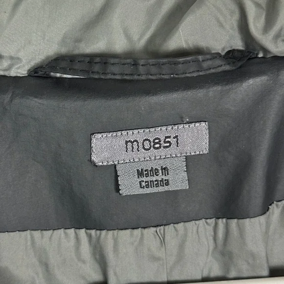 MO851 Canada Black Hooded Rain Jacket Womens Size 8 Style VCP9724 Full Zip Coat - Picture 2 of 16